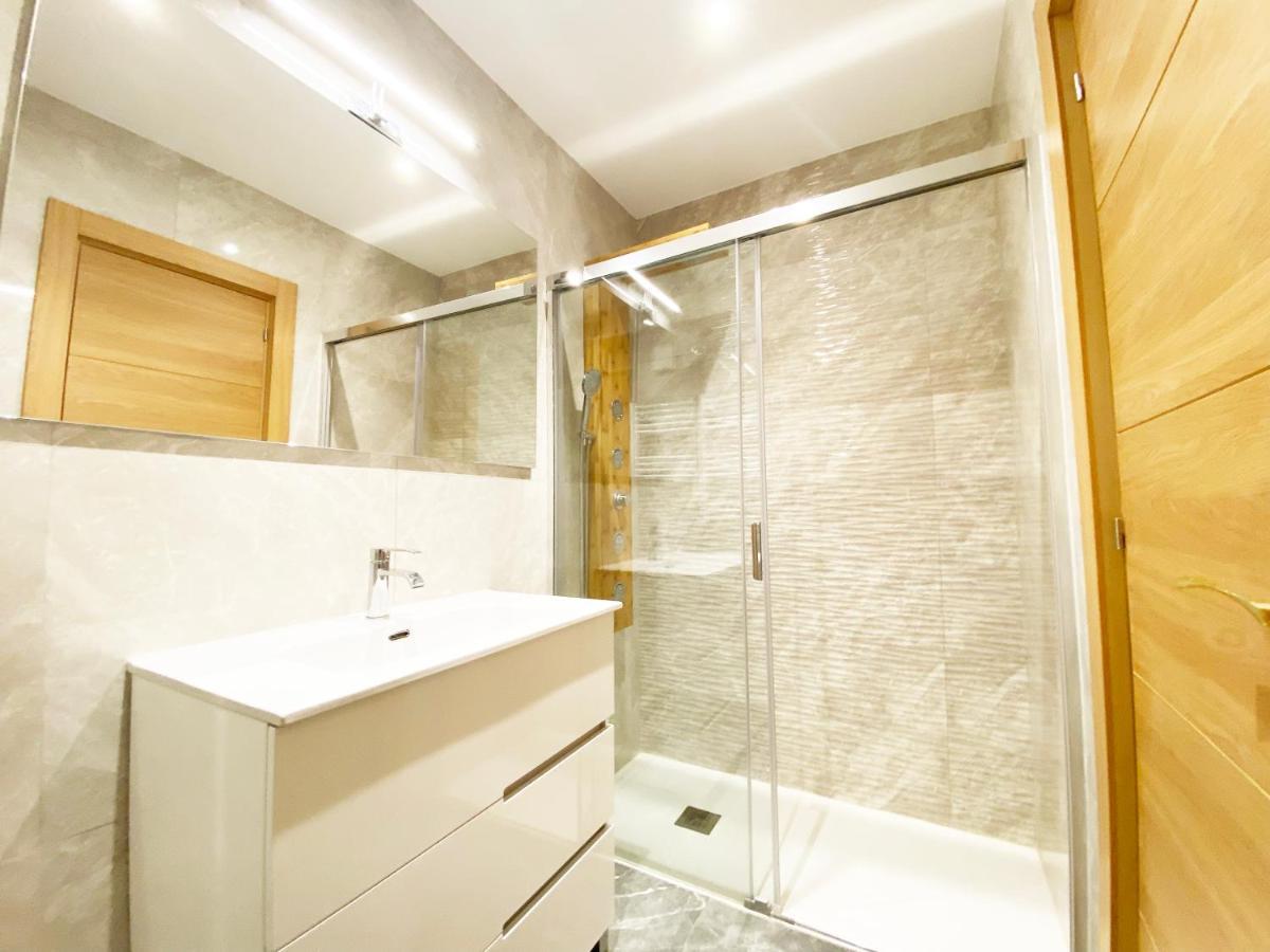 Paradise Luxurious Flat, Free Parking, 3 Double Rooms, Terrace, Jacuzzi, Fully Renovated San Sebastian Ngoại thất bức ảnh
